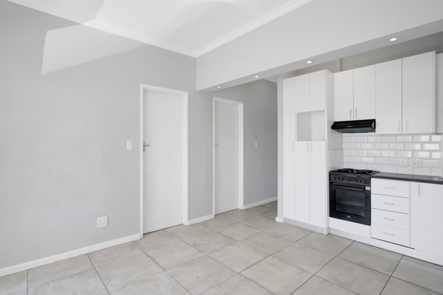 To Let 2 Bedroom Property for Rent in Zonnebloem Western Cape